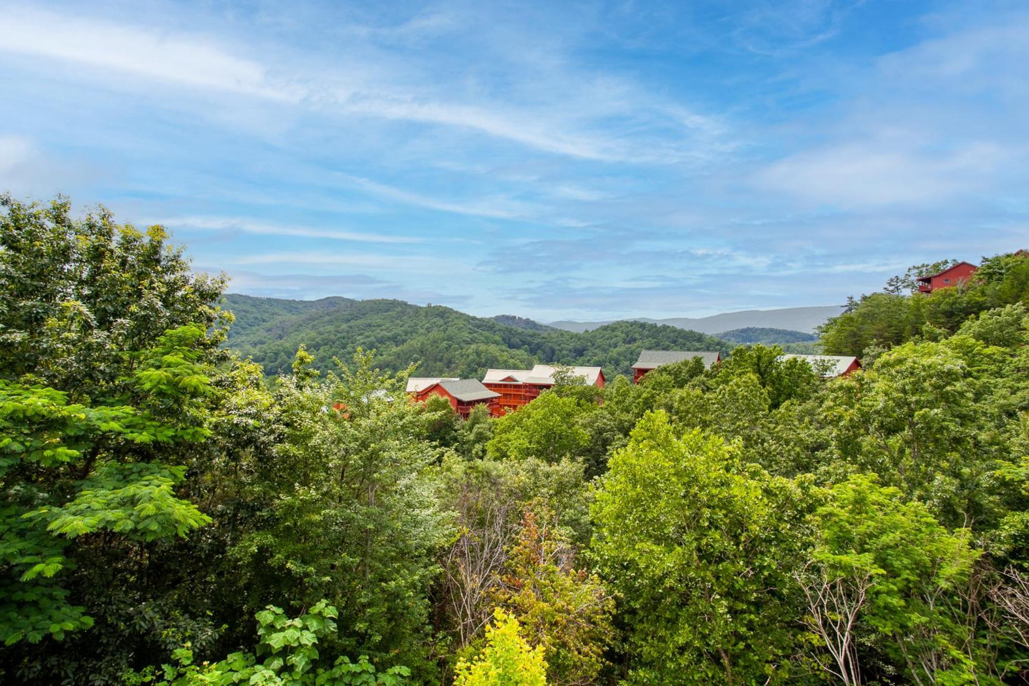 Bearly Haus -Views, Hot Tub, Pool & Xbox! Villa Pigeon Forge Exterior photo